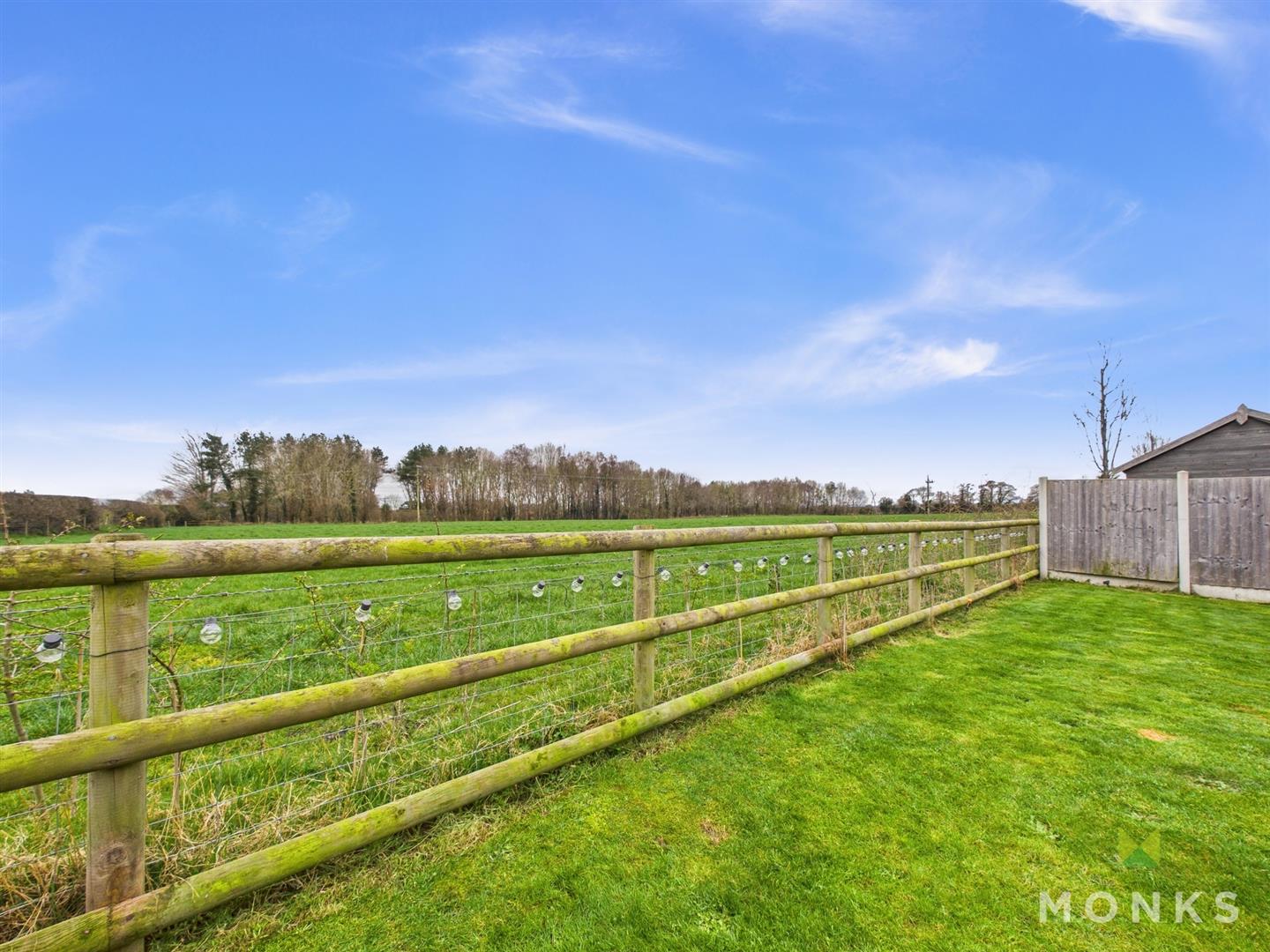 59 Roden Grove, Shrewsbury, SY4 5HJ SSTC